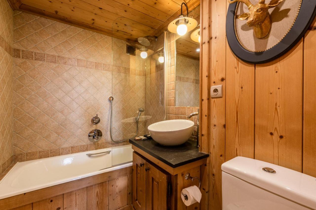 Apartment Garapa Morzine - By Emerald Stay ภายนอก รูปภาพ